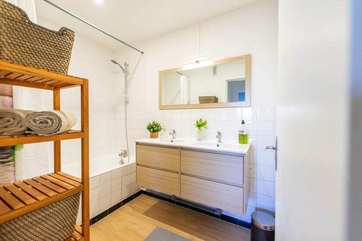 Appart' La Rochelle, Parking & Terrasse, 4 Pers Apartment